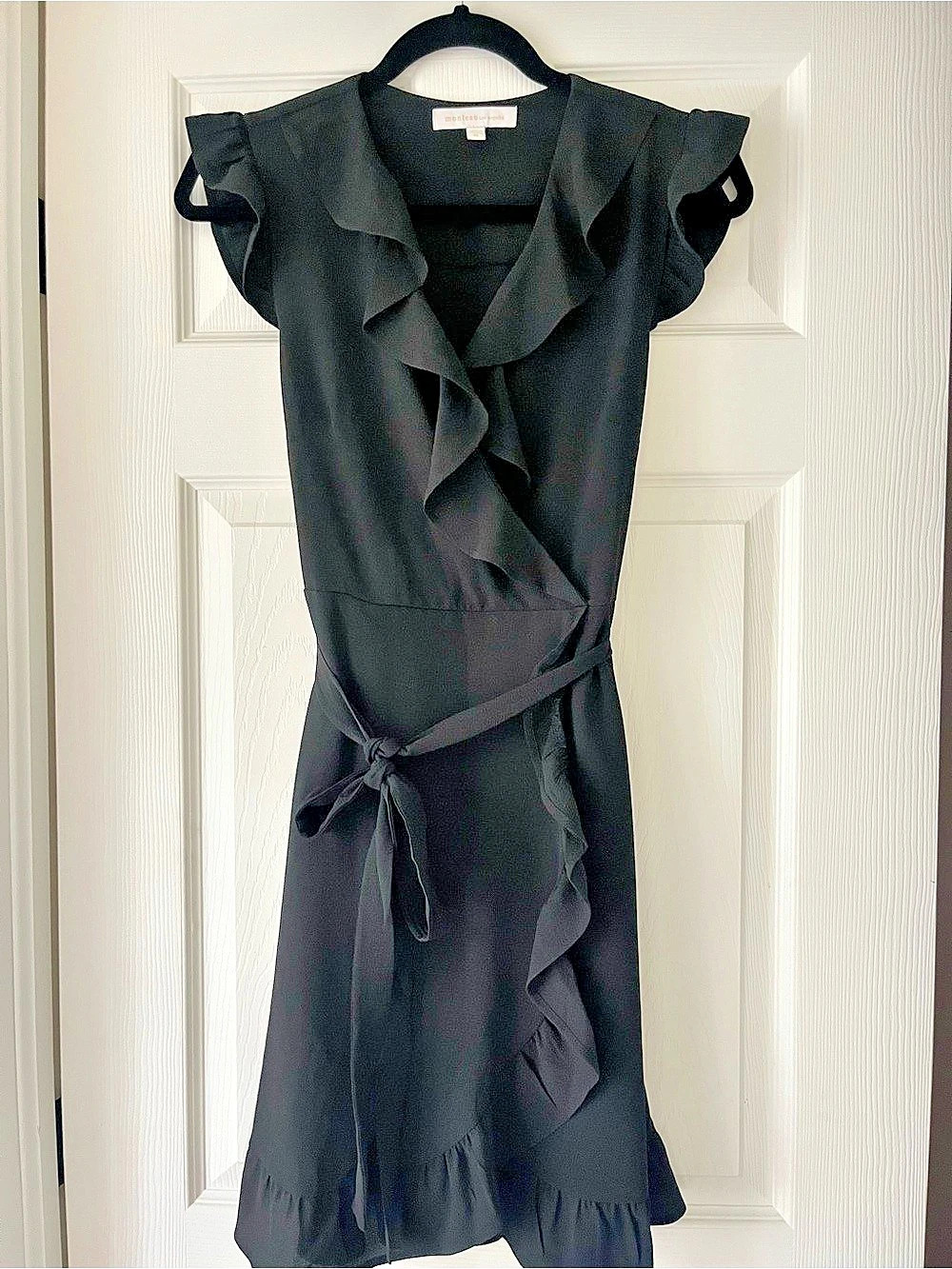Monteau Los Angeles Black Ruffle Wrap Dress Size Medium